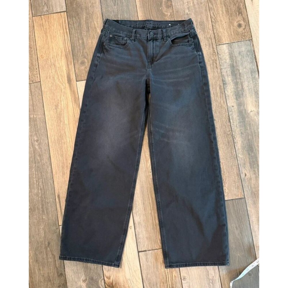 American Eagle Low Rise Skater Jean Size 4 - Picture 1 of 4